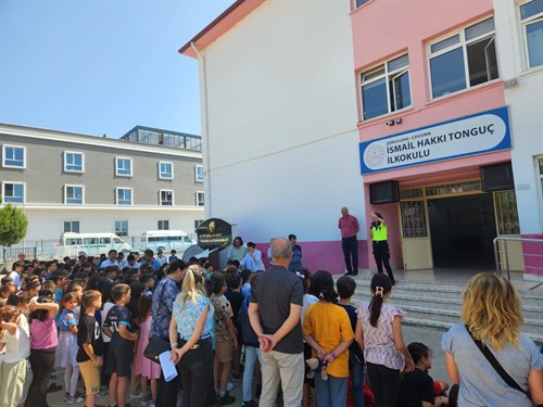 17.06.2025 Salı günü Çaycuma ilçemizde bulunan İsmail Hakkı Tonguç İlkokulu’nda 270 öğrenciye Trafik eğitimi verilmiştir.  